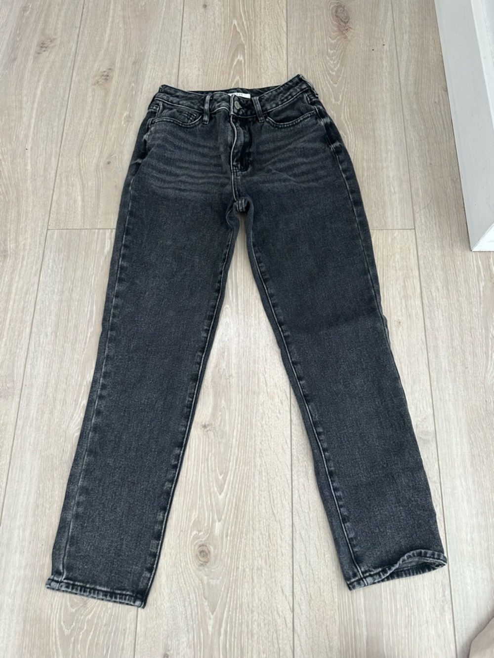 PacSun Women's Washed Black Straight Leg Jeans